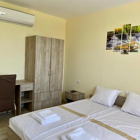 Sunrise Hotel Kalekovets